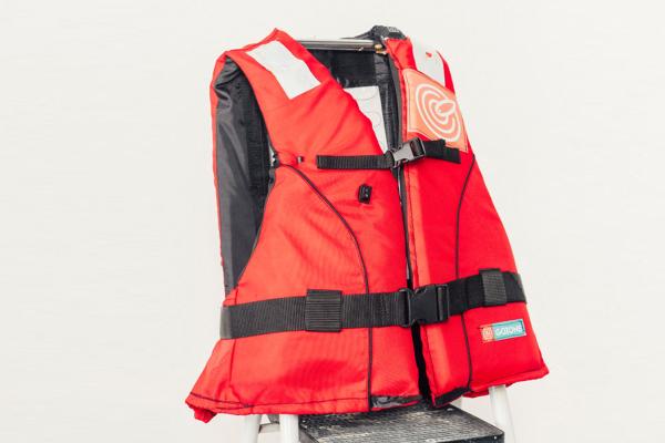 SMART LIFE JACKET IN WATERSPORTS